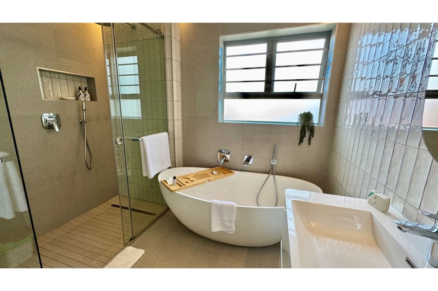 To Let 3 Bedroom Property for Rent in Clifton Western Cape